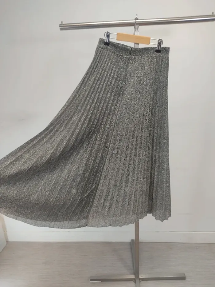 Jupe plissée argenté paillettes - taille 34 désigné en France A1536