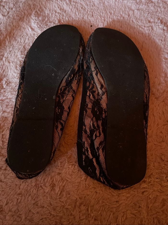 Ballerines noires à dentelle - photo numéro 5