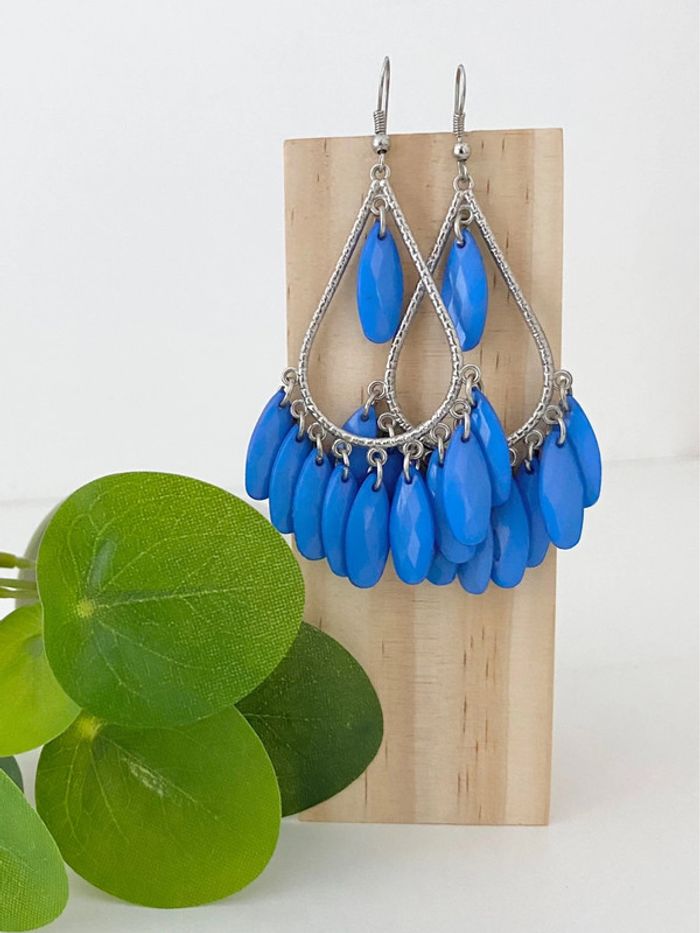 Boucles d’oreilles pendantes 🩶 Argent et Bleu 💙 parfait état - photo numéro 5