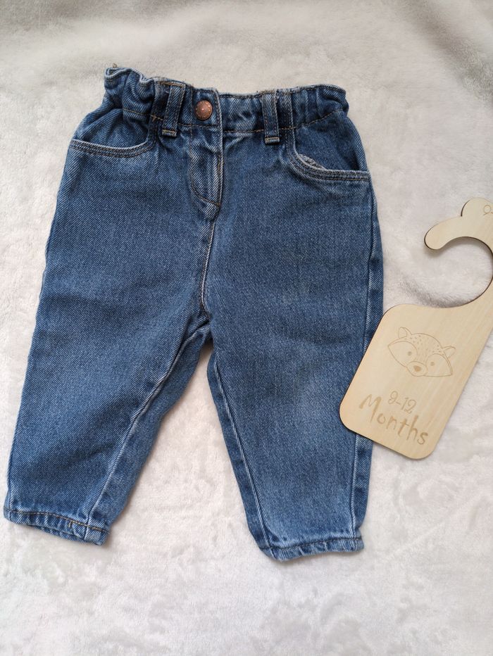 Lot 2 jeans 9 mois - photo numéro 2