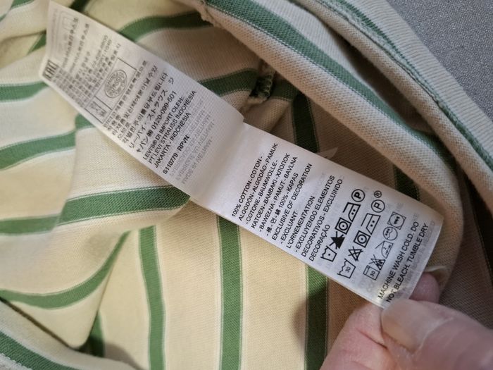 Joli tee-shirt homme Levi's XL rayé crème/vert très bon état - photo numéro 8