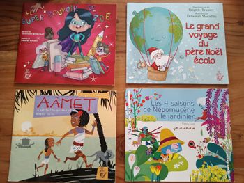 Lot de 4 albums illustrés