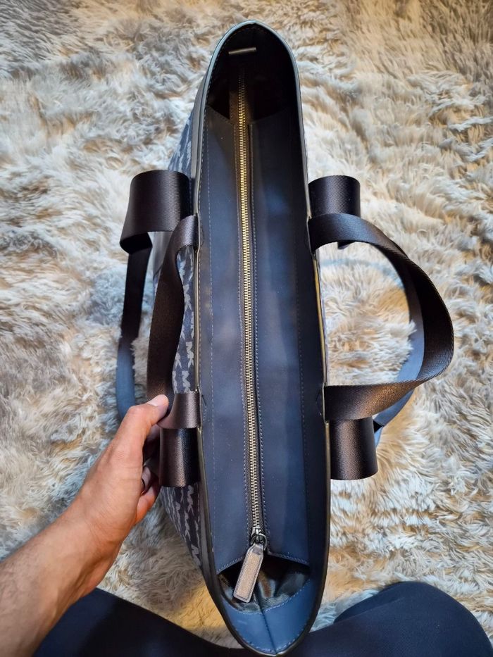 Sac cabas Michael Kors – Monogramme MK – Neuf - photo numéro 3