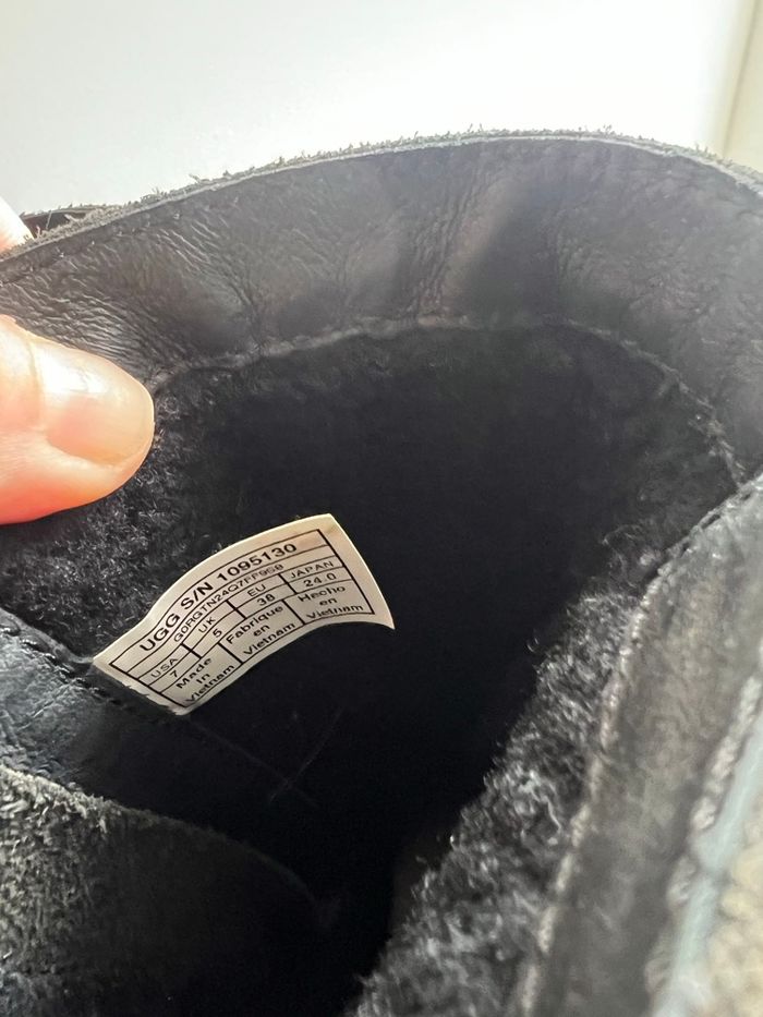 Boots bottines grises daim cuir suédée motardes biker UGG - photo numéro 8