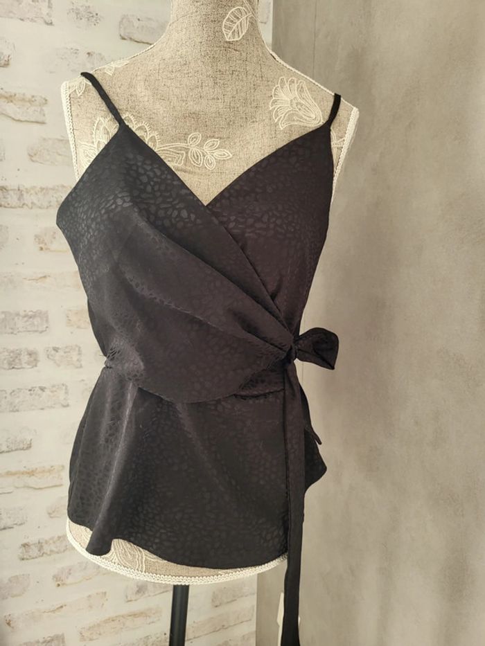 Haut taille 38 - photo numéro 3