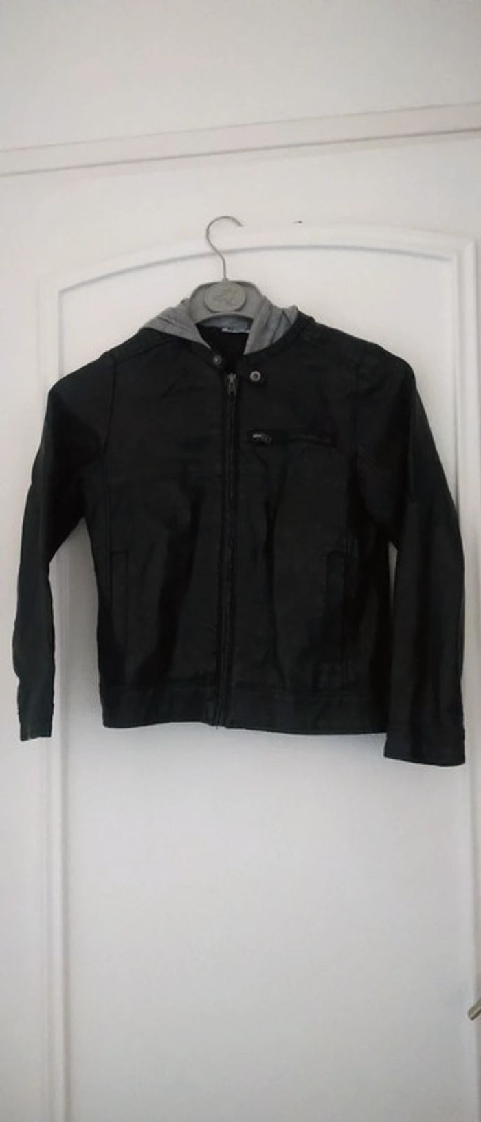 Blouson bombers avec capuche noir fille 10 ans NKY - photo numéro 2