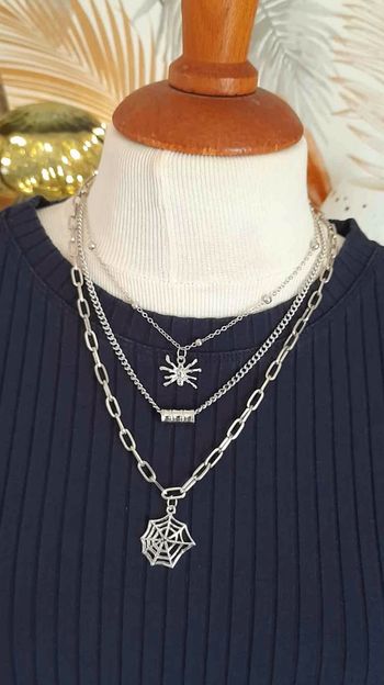 Bijoux Halloween | Collier triple rangs argenté