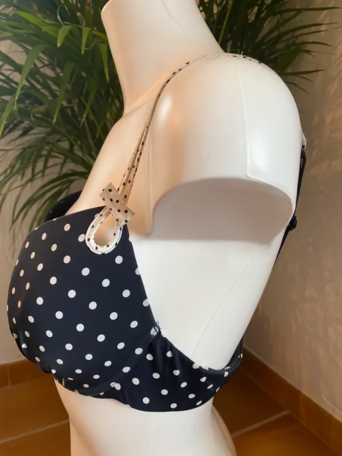 Soutien gorge à poids - photo numéro 2