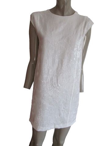 robe courte a paillettes transparentes sur fond crème marque les petites  taille indiquée S = 36/38