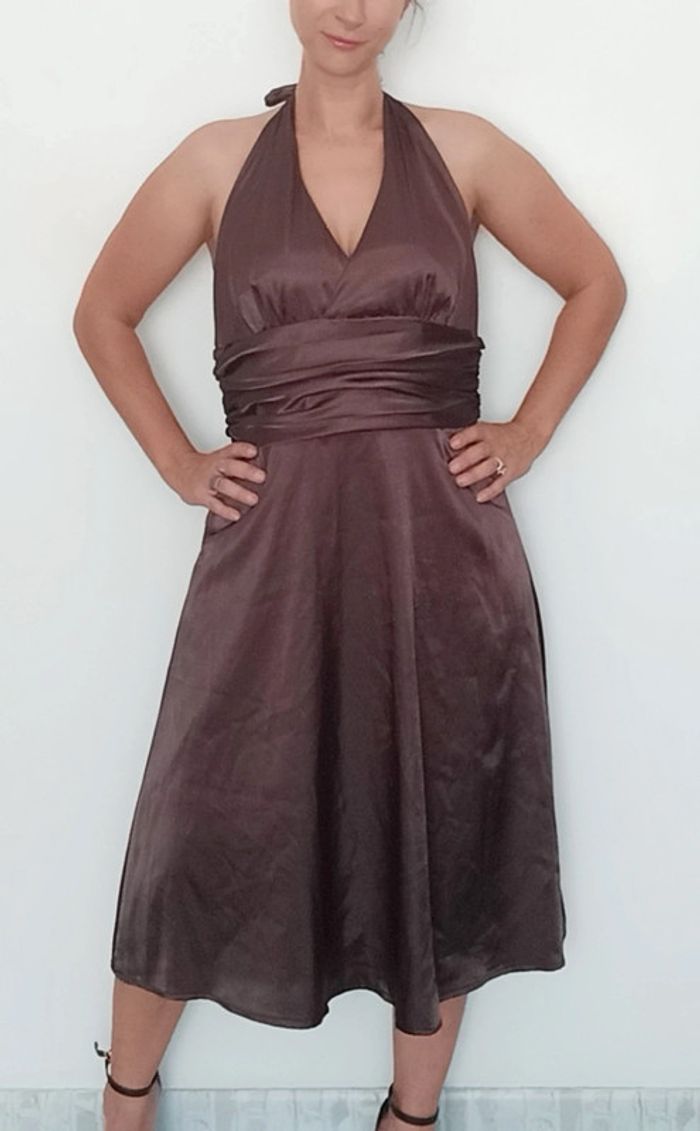 Robe cocktail dos nu en satin taille XL - photo numéro 9