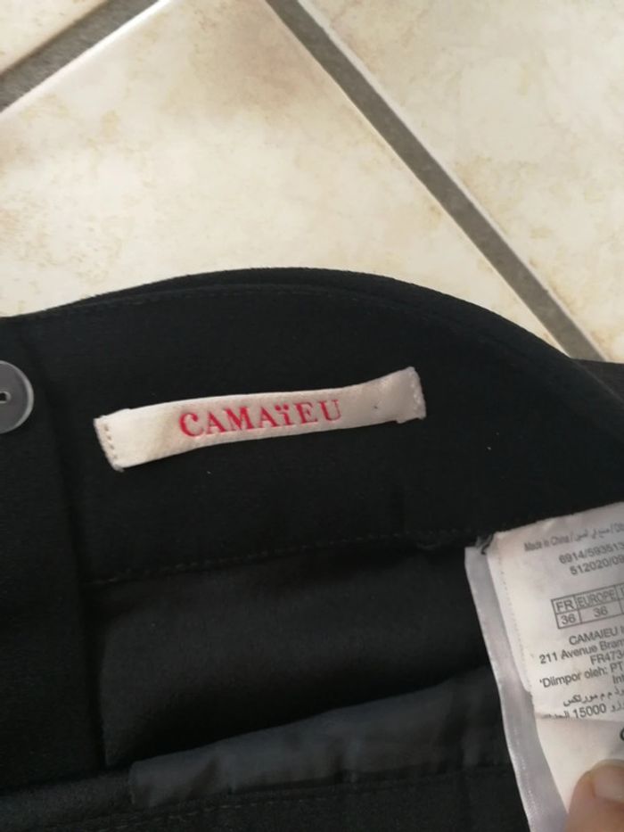 Jupe noire - photo numéro 3