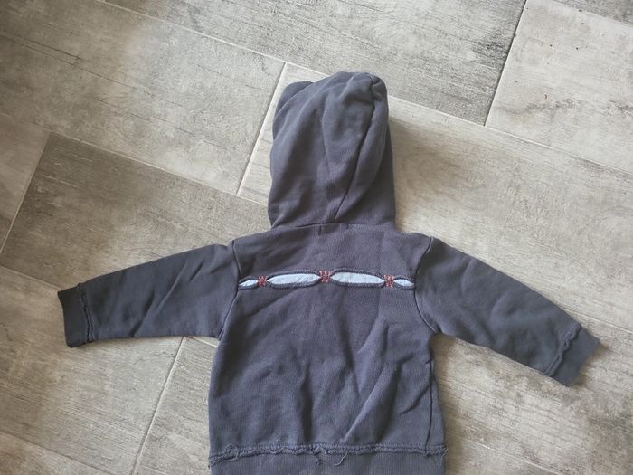 Gilet à capuche garcon 6mois  Manches 100%coton - photo numéro 2