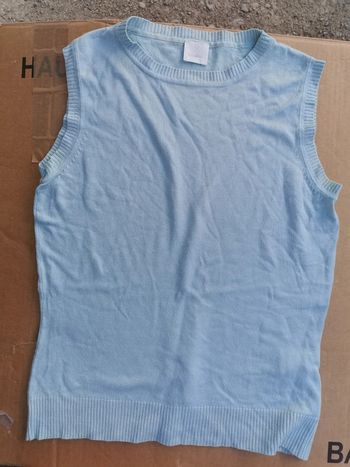 Pull sans manches col rond