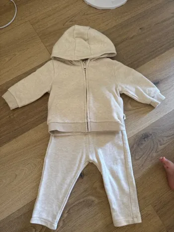 Ensemble survêtement Kiabi beige