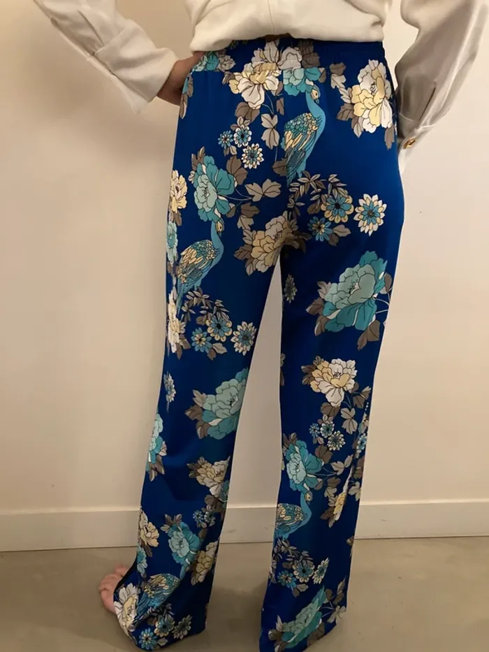 Pantalon droit bleu à fleurs tendance - photo numéro 3