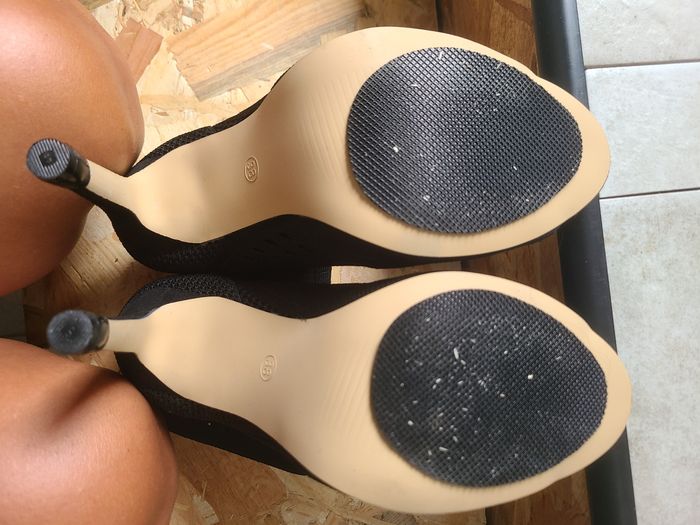 Chaussures chaussettes ouvertesT38 - photo numéro 4