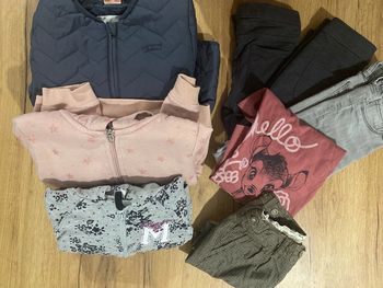 Lot de vêtements fille