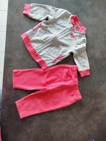Jogging bébé fille 6 mois