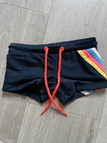 Maillot de bain taille 2-3 ans