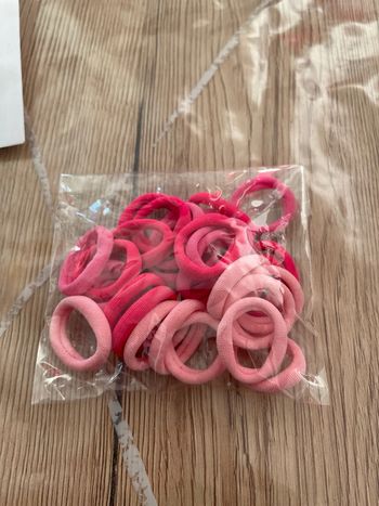 Un paks d’élastique rose n°177