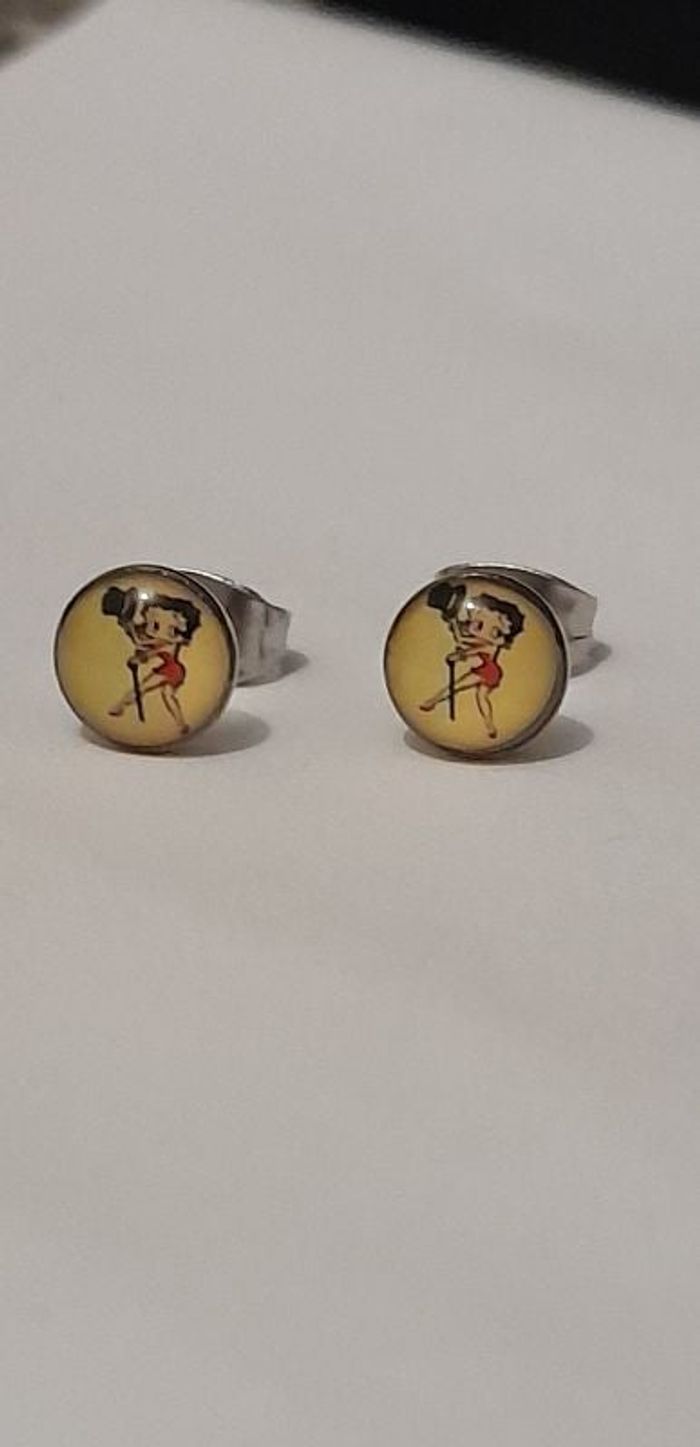 Boucle d'oreilles fantaisie       Betty Boop