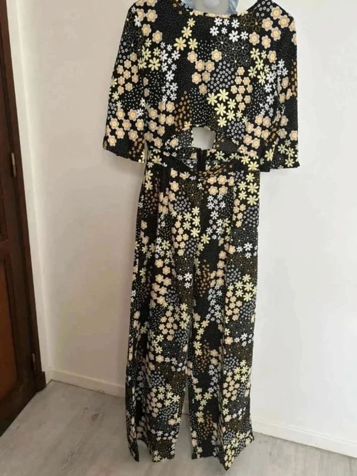 Combi femme Taille 40 - photo numéro 4