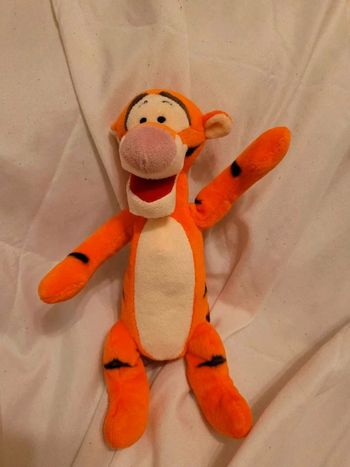 Petite peluche tigrou disney