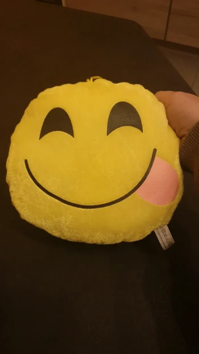 Peluche smiley - photo numéro 3