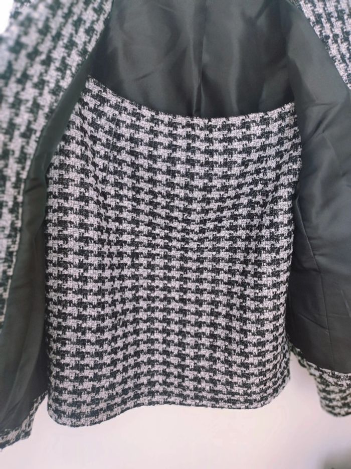 Taille jupe et veste T.42/44 - photo numéro 2