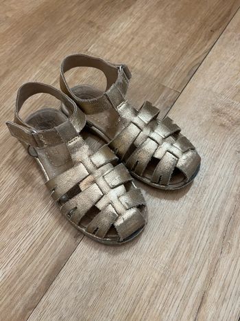 Sandales dorées Zara