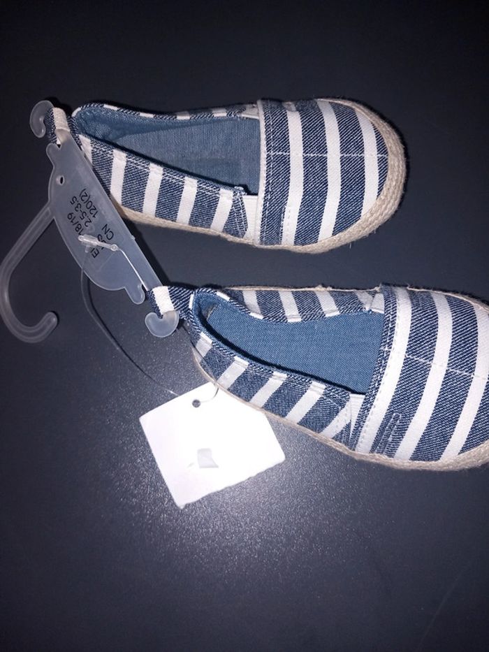 Chaussure - photo numéro 2