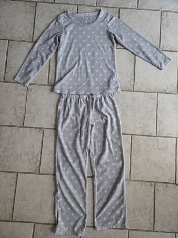 Pyjama velours gris etoiles blanches