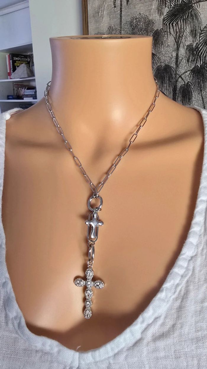 Collier croix argenté - photo numéro 4