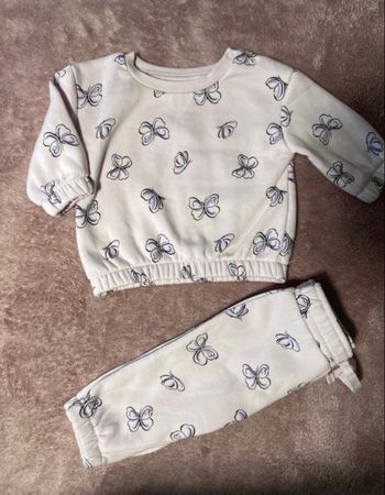 Ensemble jogging papillon