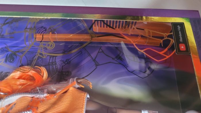 Rainbow high neuve état parfait Michelle St Charles - photo numéro 5