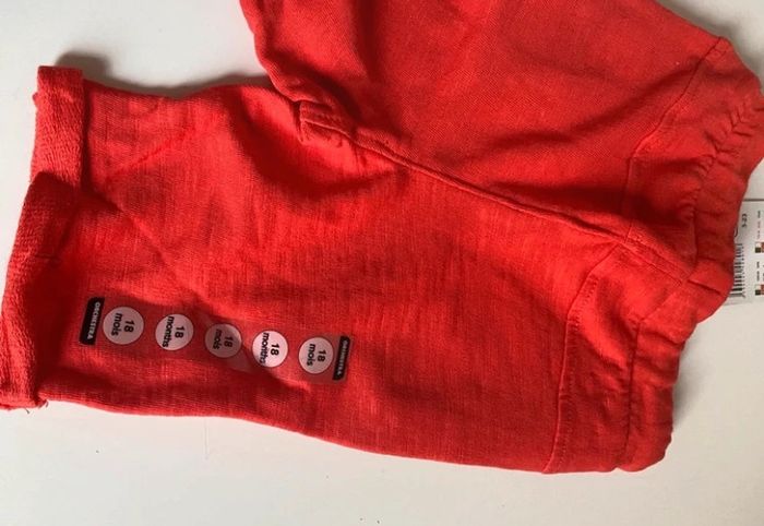 Short bermuda Orchestra taille 18 mois Neuf - photo numéro 3