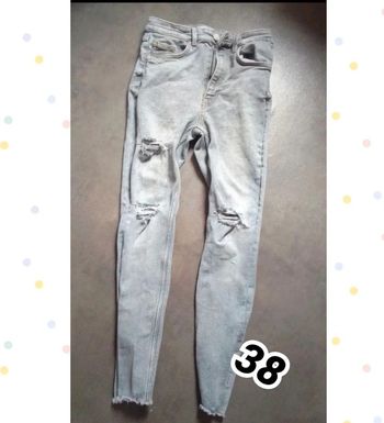 Jean's skinny troué taille 38