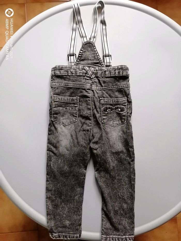 Jean à bretelles garçon 18mois - photo numéro 3