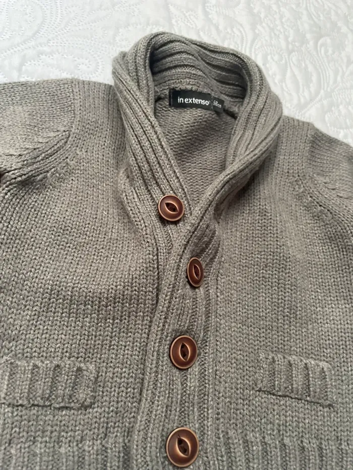 Gilet gris - photo numéro 3