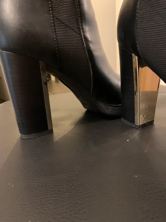 Chaussures noir à talon haut or texto cuir 37 - photo numéro 2