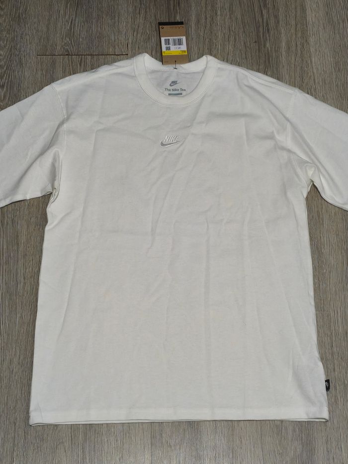 Emsemble short t-shirt Nike neuf taille s et authentique - photo numéro 6