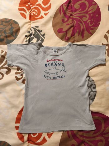 Tee shirt Petit Bateau 6 ans