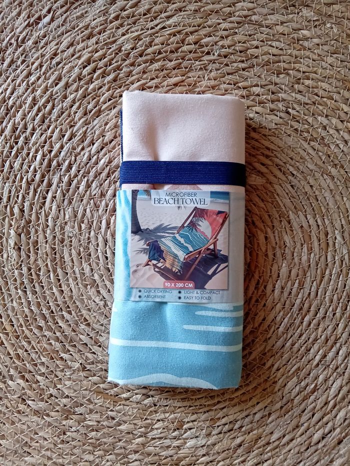 Serviette de plage / piscine microfibres