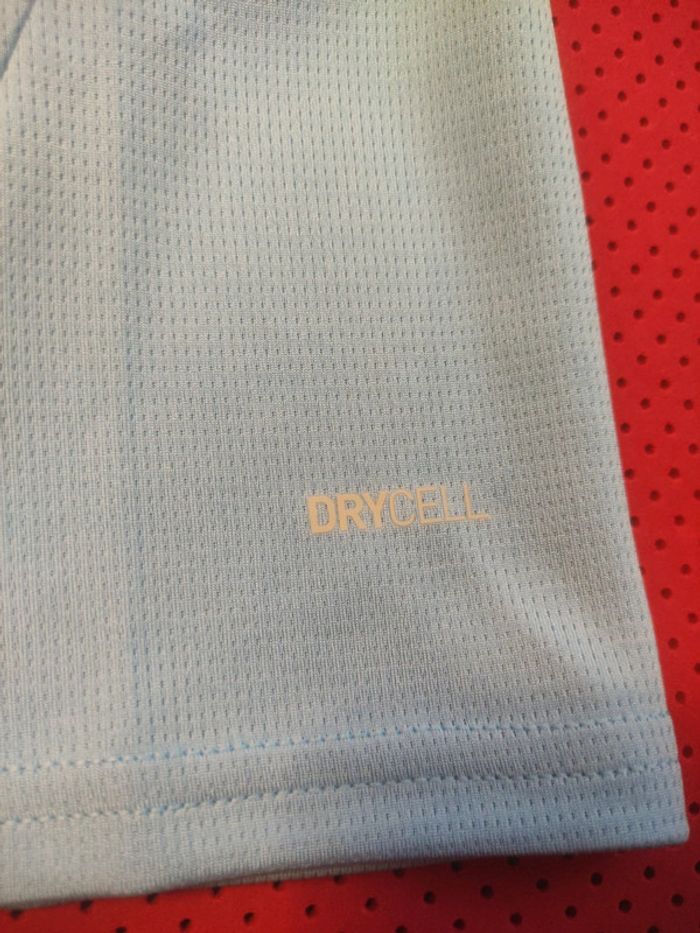 Maillot de foot Manchester City, Puma Authentique Officiel taille enfant 14/16 ans, Neuf - photo numéro 9