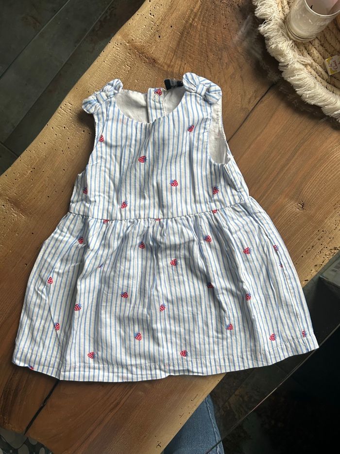 Robe bébé fille