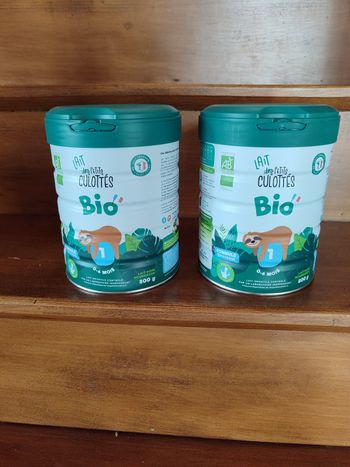 Boîtes de lait premier âge épaissi les petites culottés neuves