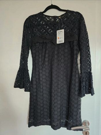 Magnifique Robe vest isabel desigual noire dentelle macramé manches évasées 38 neuve avec etiquette