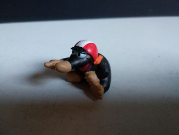 Figurine Kinder Taupe