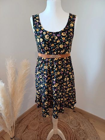 Robe courte Fleurie Mango taille L 40
