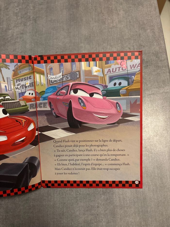 Livre Disney, cars la course à la gloire - photo numéro 3